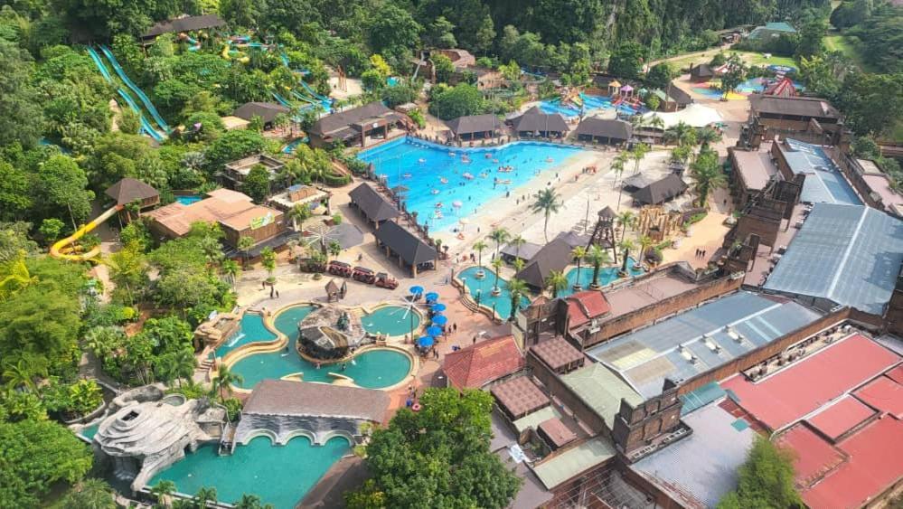 Hotspring 2 Room 1512 Suite Sunway Onsen With Theme Park View 4 Pax Tambun Exterior photo